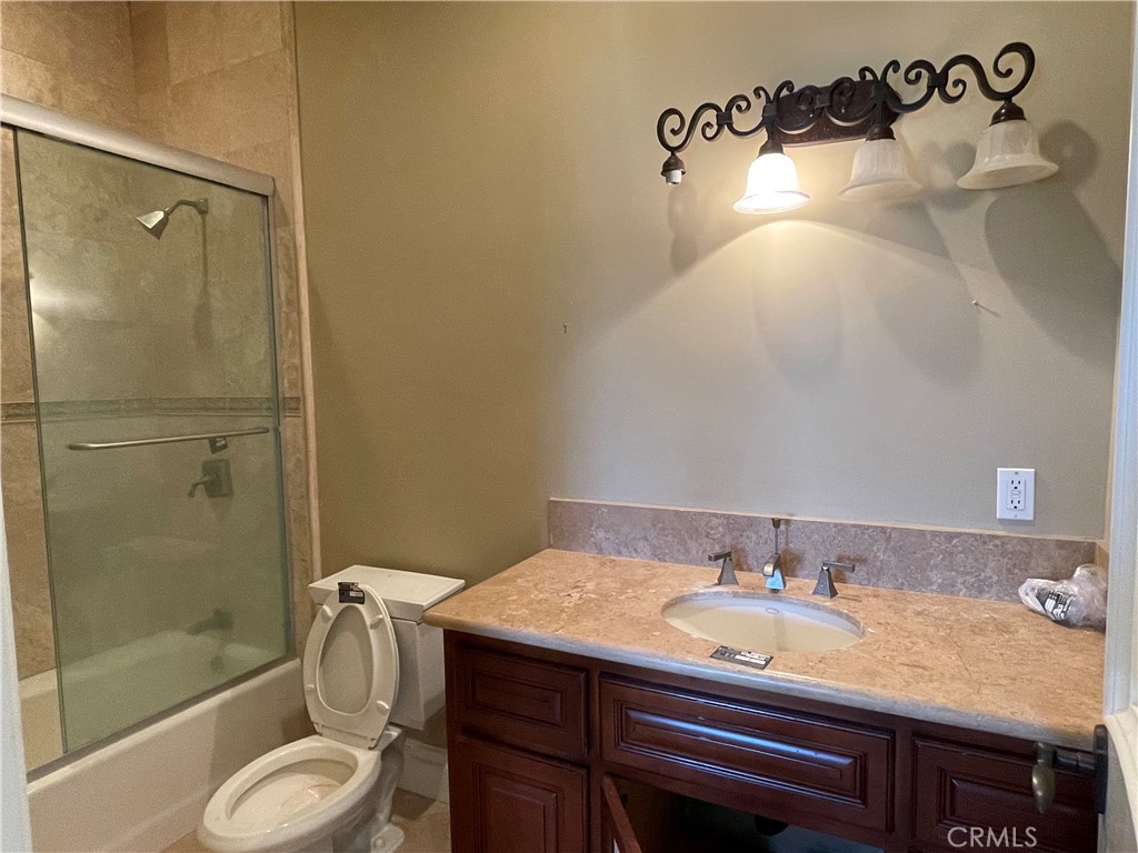 10040 Mattock Avenue Property Photo 18