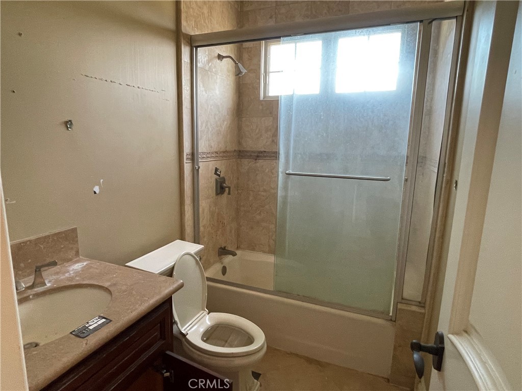 10040 Mattock Avenue Property Photo 20
