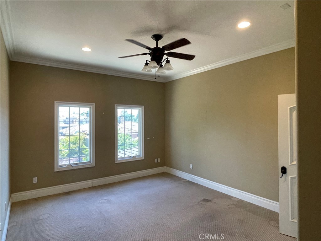 10040 Mattock Avenue Property Photo 21