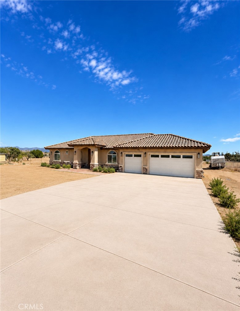 14749 Sultana Property Photo 2