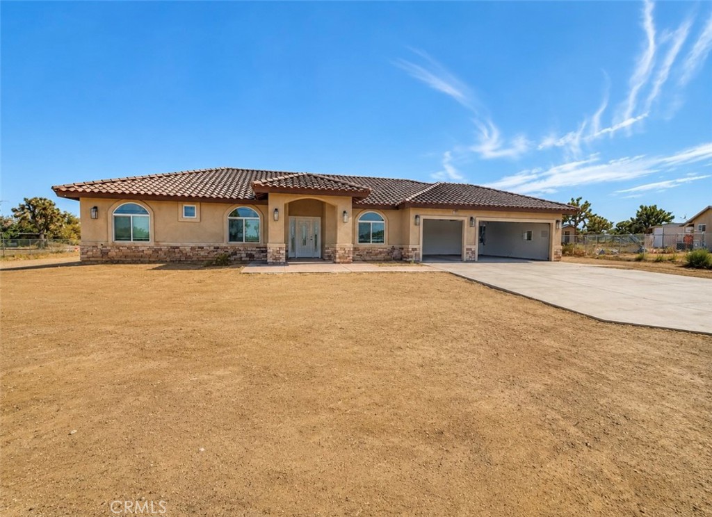 14749 Sultana Property Photo 3