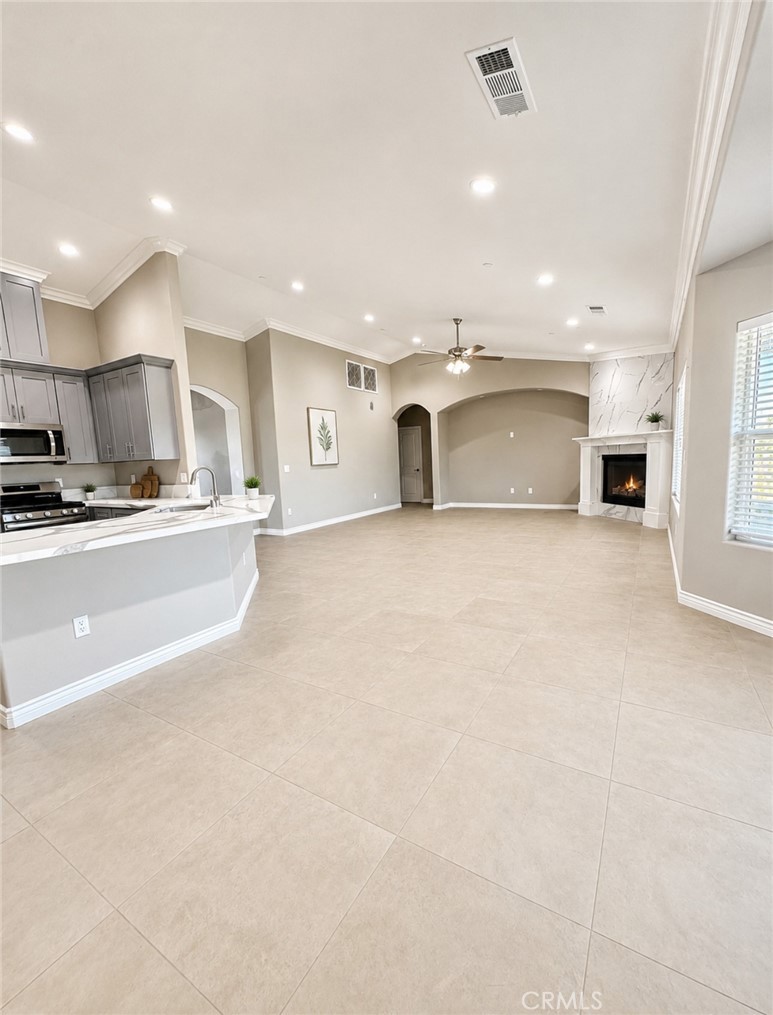 14749 Sultana Property Photo 7