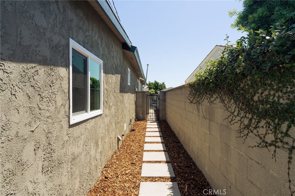10613 Dolan Ave Property Photo 54