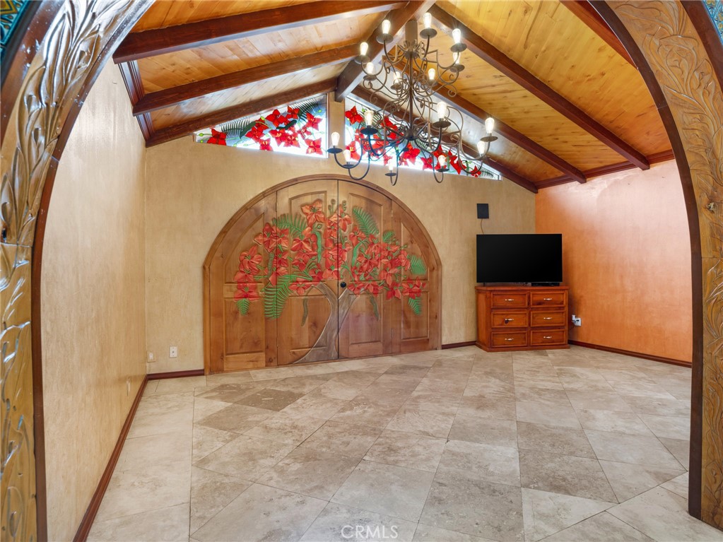 1023 Guinea Property Photo 9
