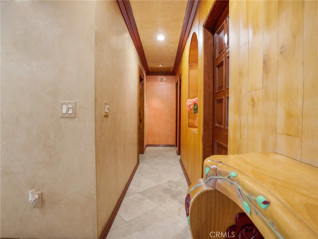 1023 Guinea Property Photo 11