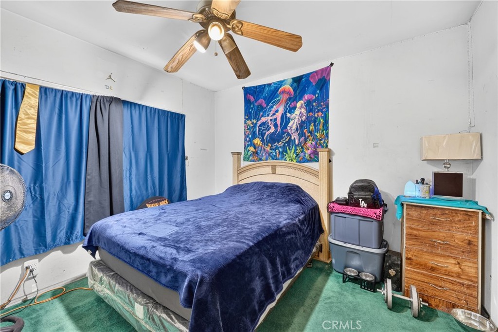 1523 E Vernon Property Photo 11