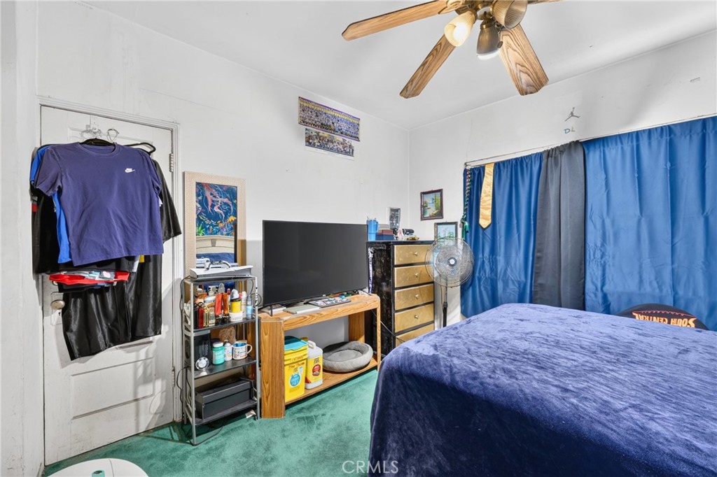 1523 E Vernon Property Photo 12