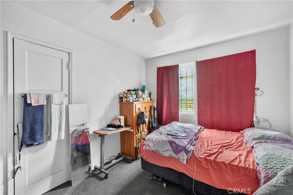 1523 E Vernon Property Photo 42