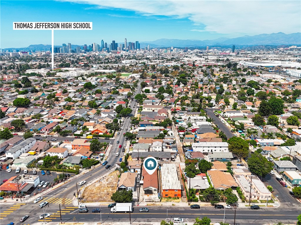1523 E Vernon Property Photo 54