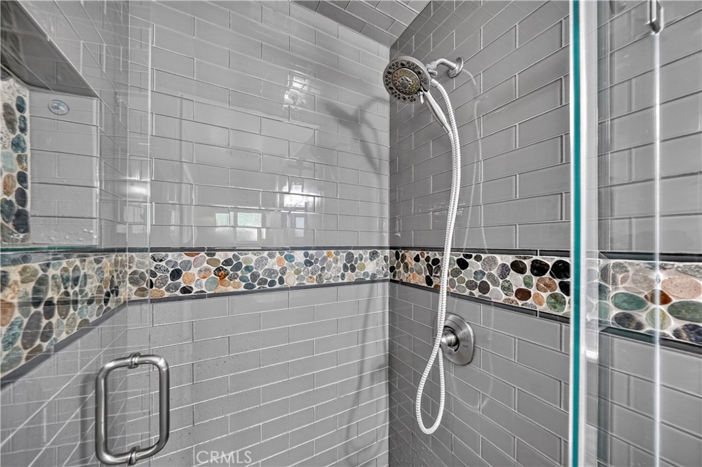 1102 N Randall Avenue Property Photo 43