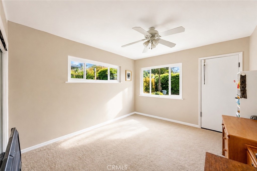 1102 N Randall Avenue Property Photo 47