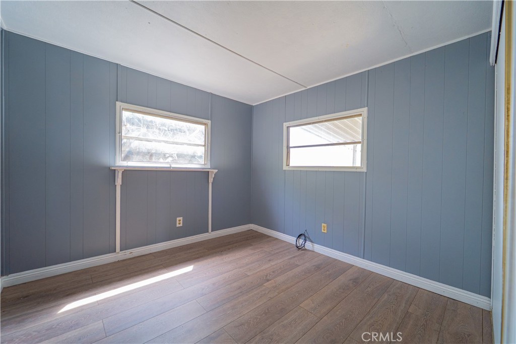 716 N Grand J4 Property Photo 15