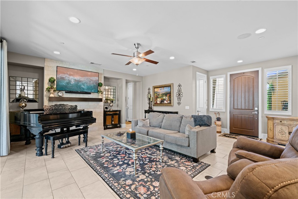 35367 Weather Way Property Photo 5