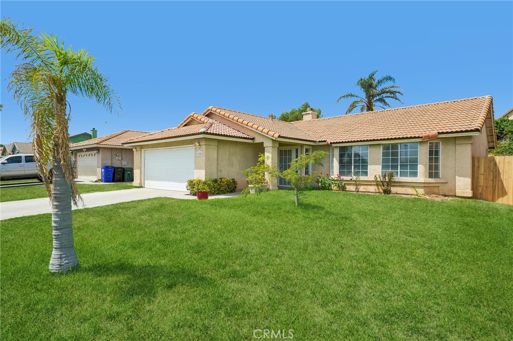 2320 W Sunrise Drive Property Photo 4