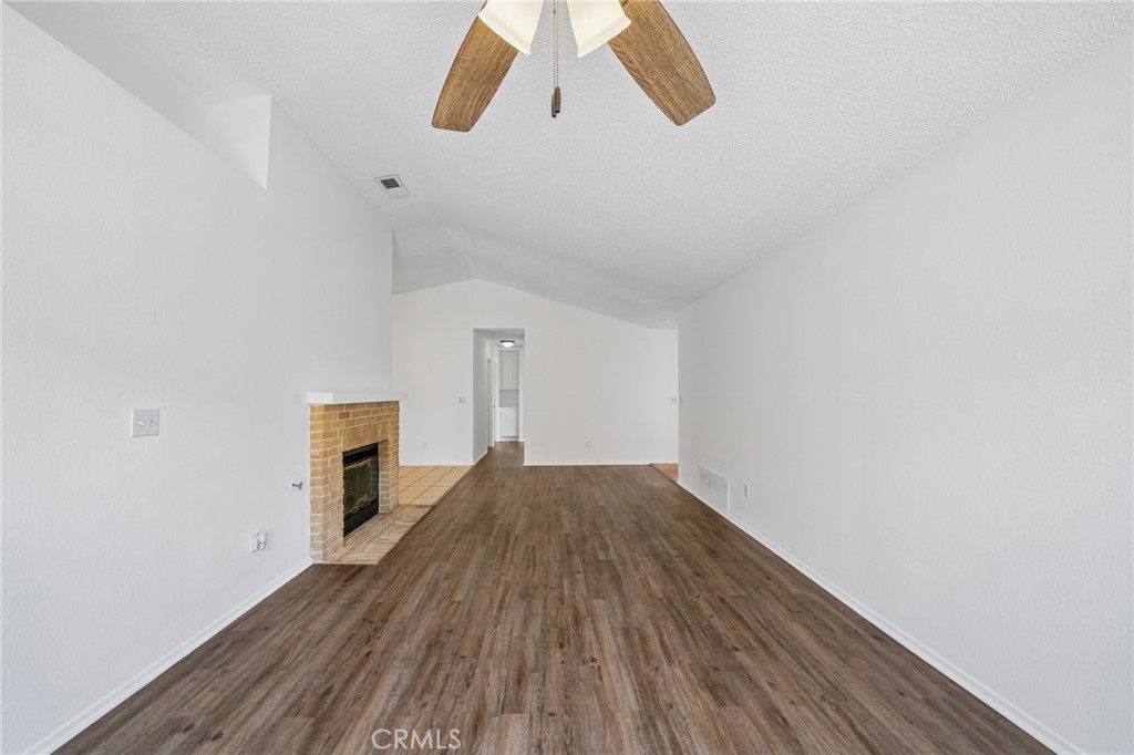 2320 W Sunrise Drive Property Photo 10