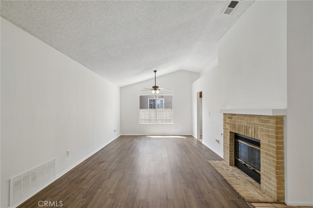 2320 W Sunrise Drive Property Photo 11