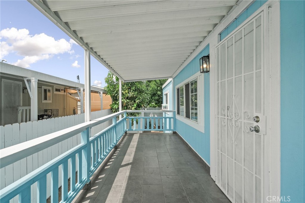 11301 Euclid 76 Property Photo 4