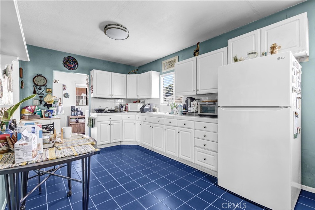 13226 Bromwich Property Photo 19