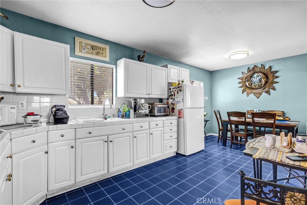 13226 Bromwich Property Photo 20