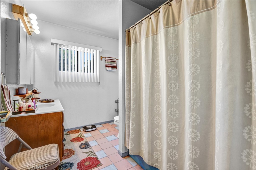 13226 Bromwich Property Photo 30