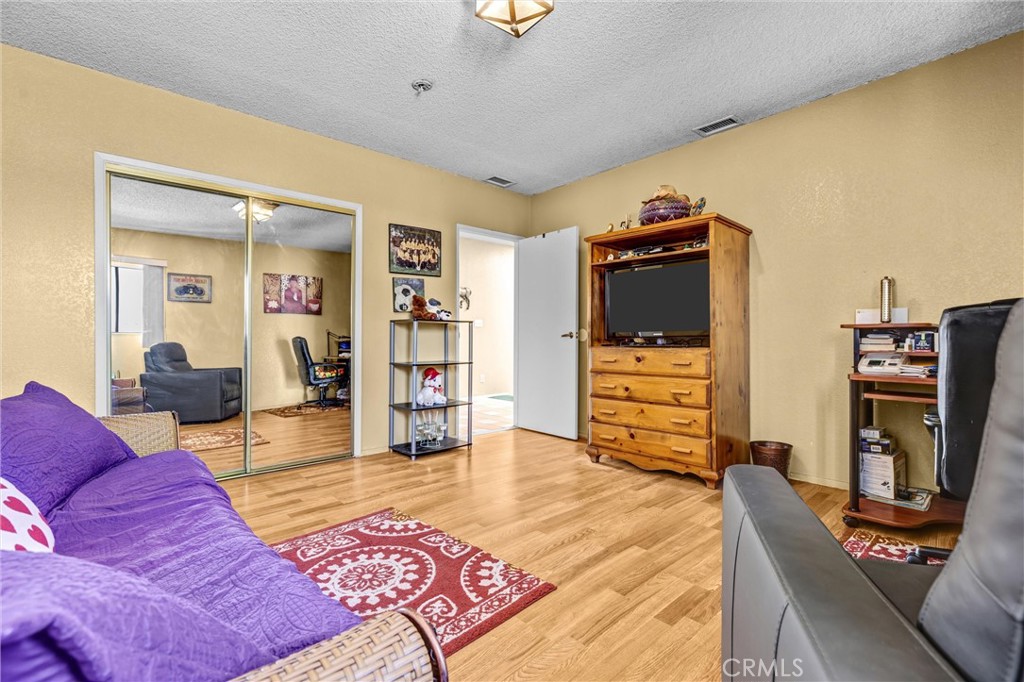 13226 Bromwich Property Photo 32