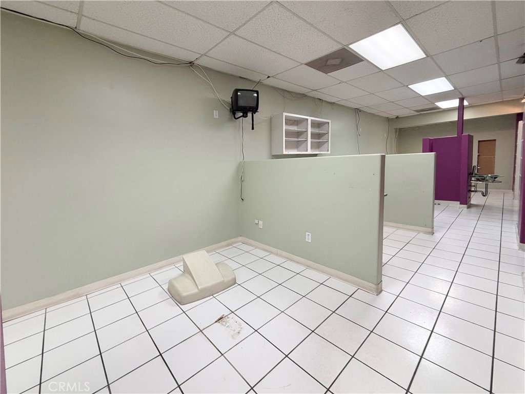 2563 Zoe Avenue Property Photo 3