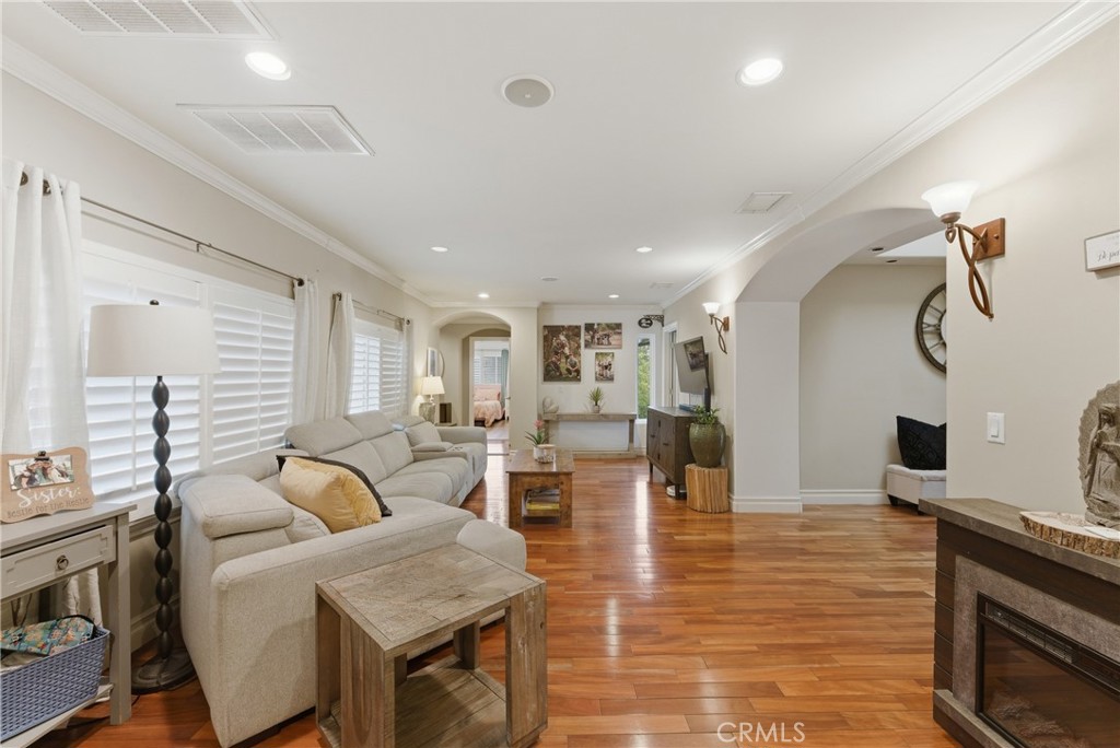 520 W Hermosa Property Photo 4