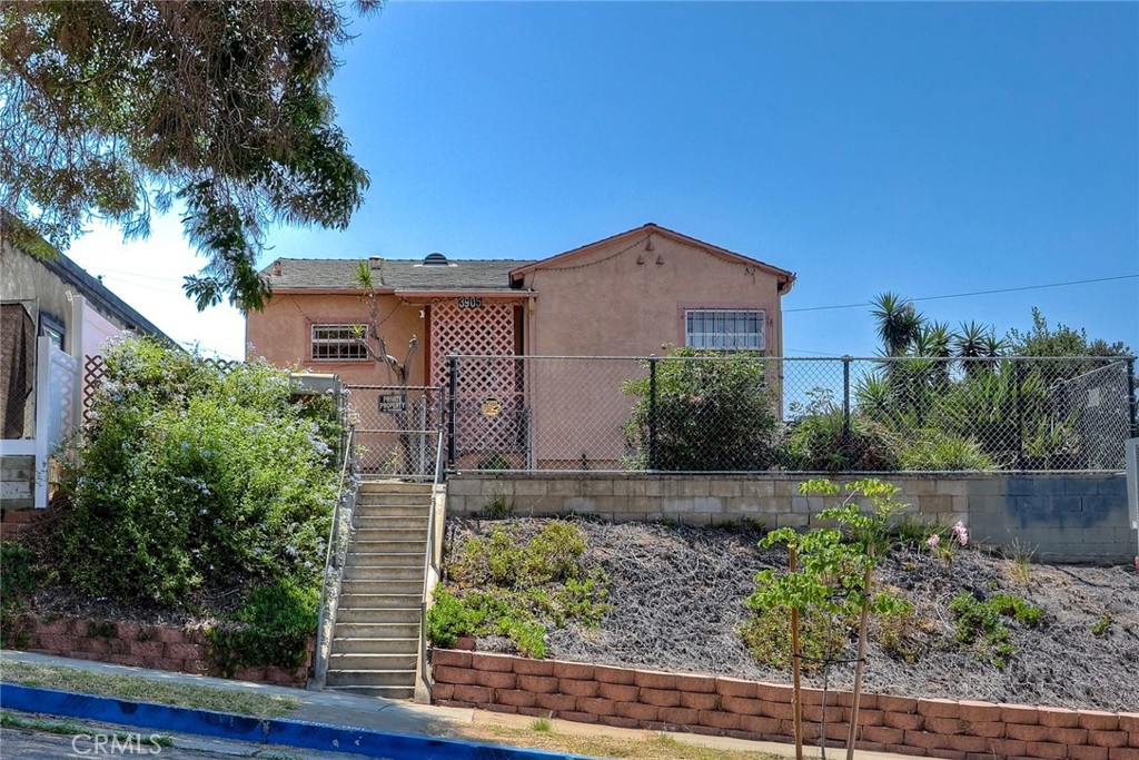 3905 Marine View Property Photo 1