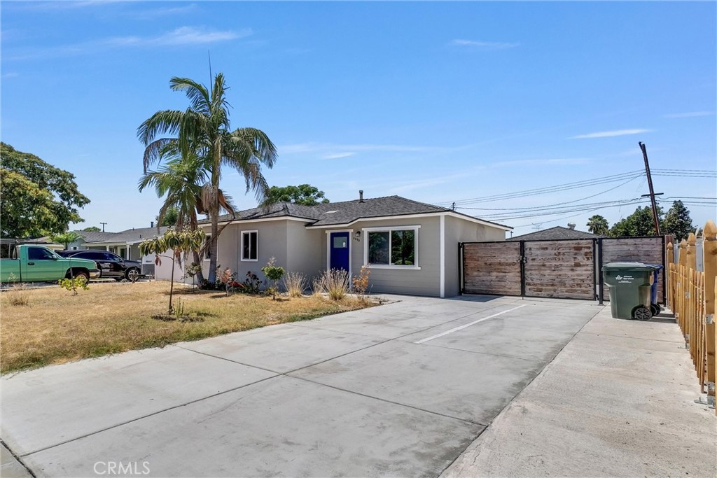 5505 N Traymore Property Photo 2