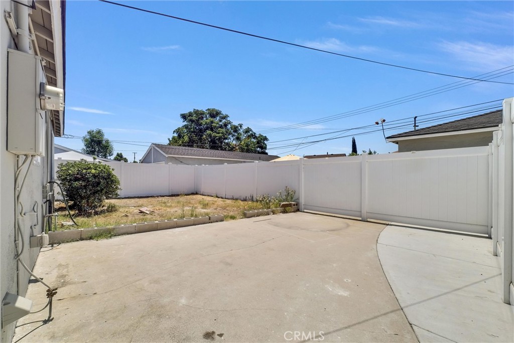 5505 N Traymore Property Photo 25