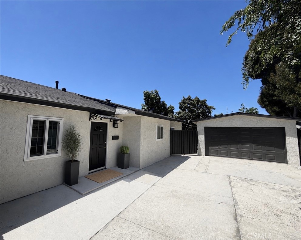 10515 Firmona Property Photo 1