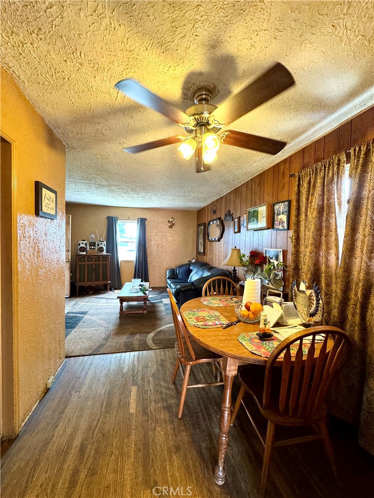 823 E 102nd Property Photo 13