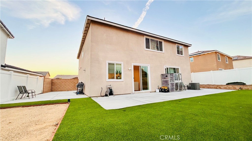 27344 Rolling Ridge Property Photo 2