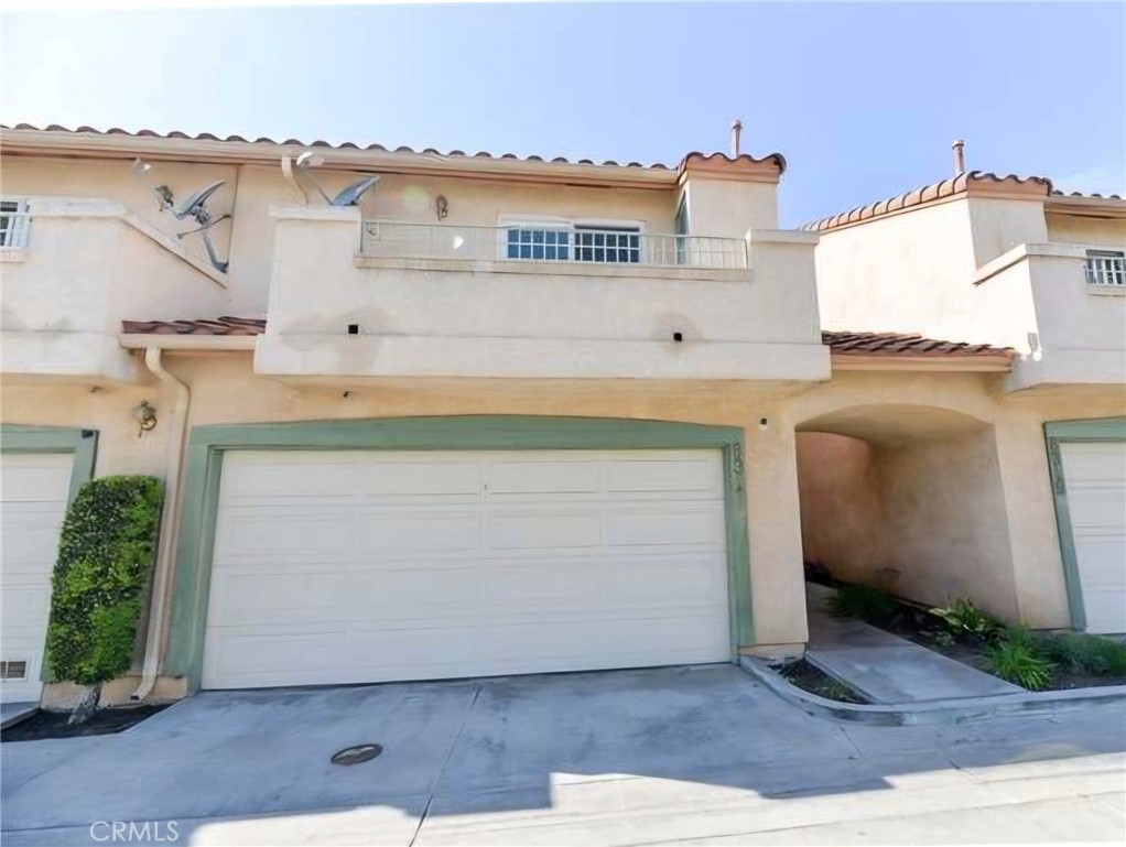 8317 Alameda Street Property Photo 1