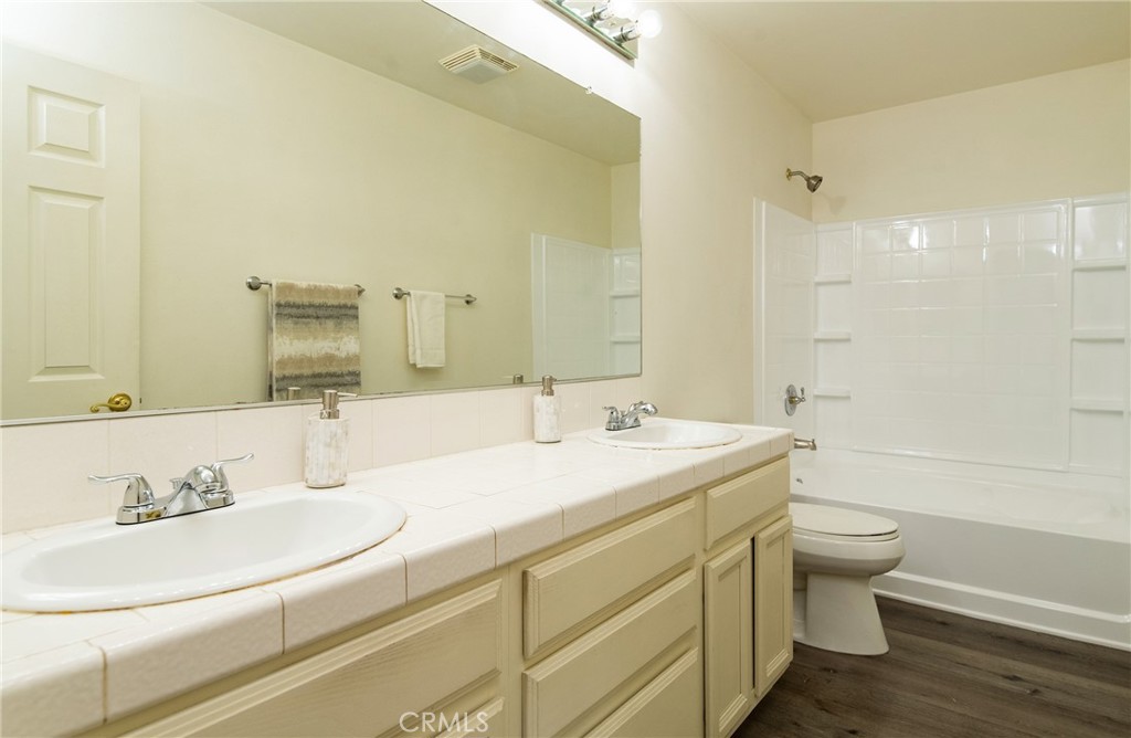 8317 Alameda Street Property Photo 20