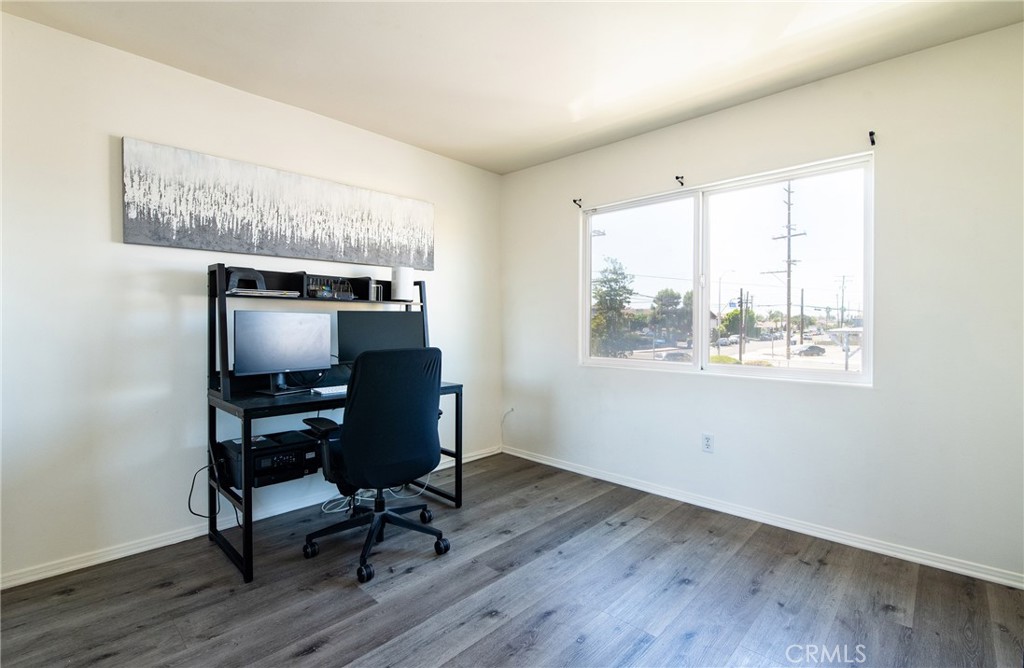 8317 Alameda Street Property Photo 23