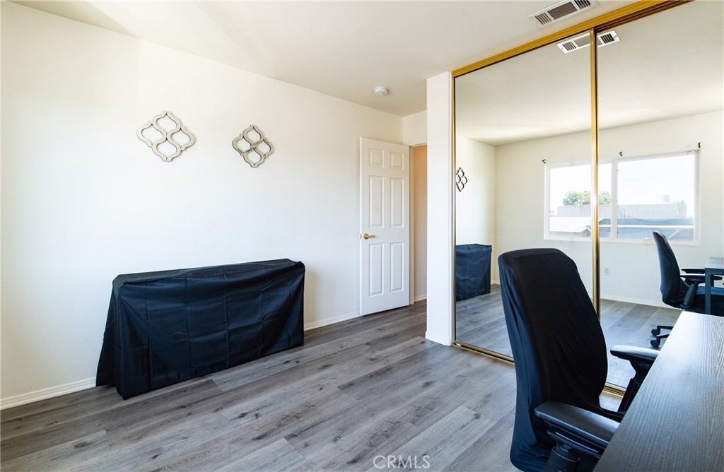 8317 Alameda Street Property Photo 24