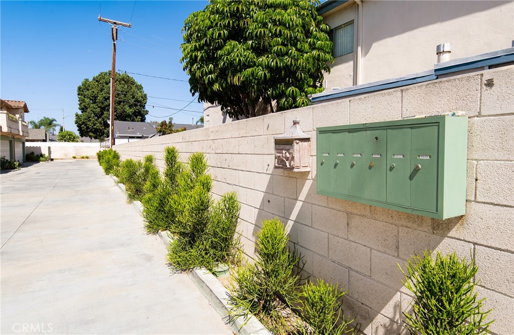 8317 Alameda Street Property Photo 25