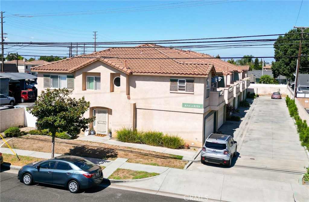8317 Alameda Street Property Photo 26