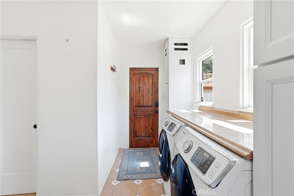 11751 S Circle Property Photo 20