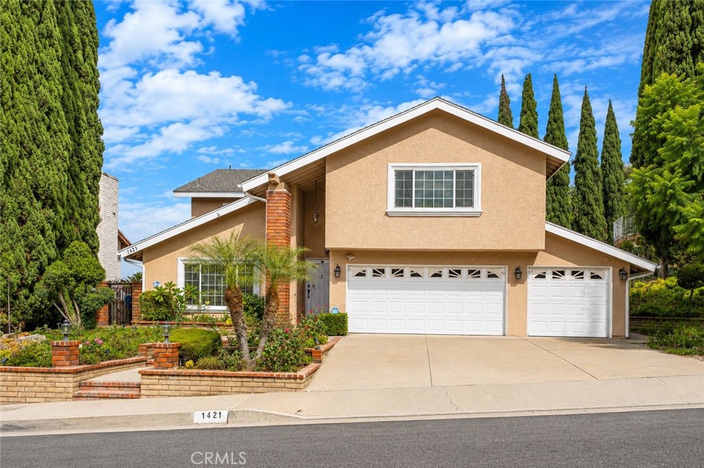 1421 Lemon Tree Court Property Photo 2