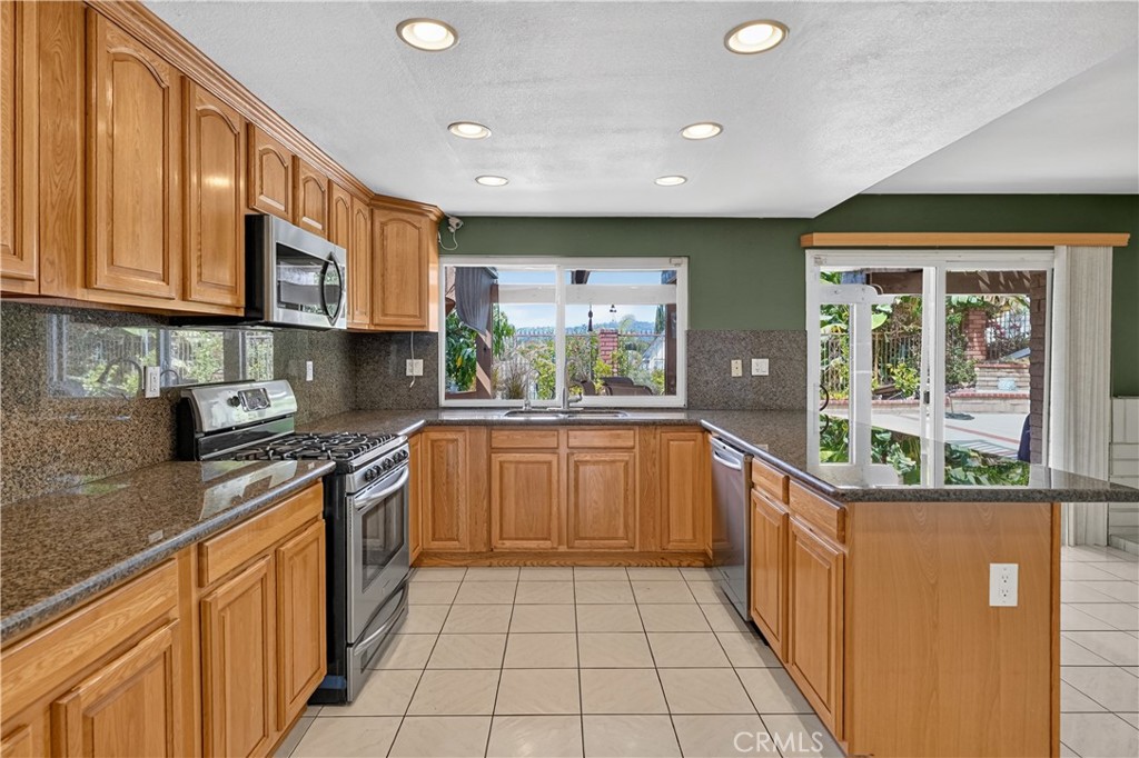 1421 Lemon Tree Court Property Photo 16