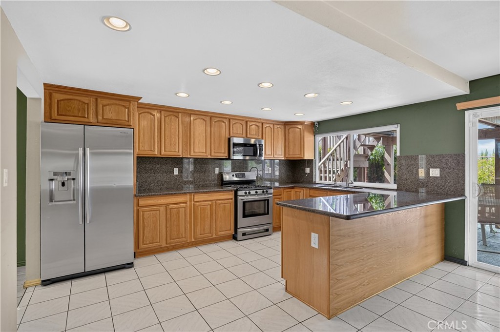 1421 Lemon Tree Court Property Photo 17