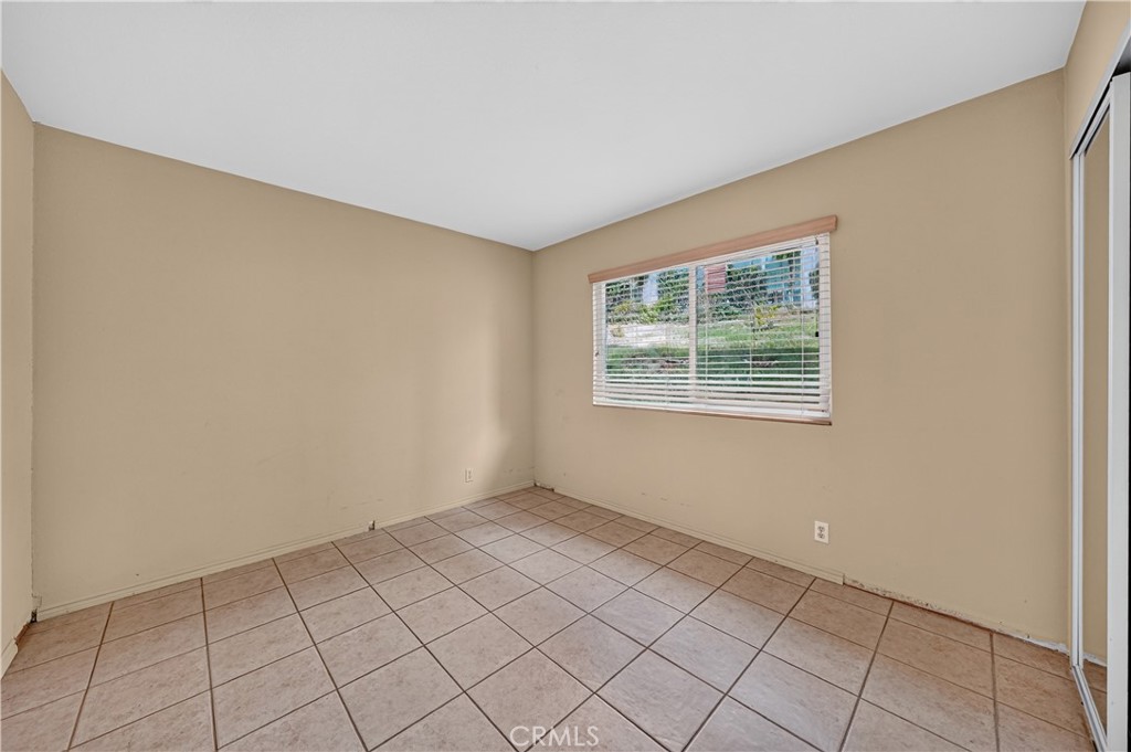 1421 Lemon Tree Court Property Photo 31