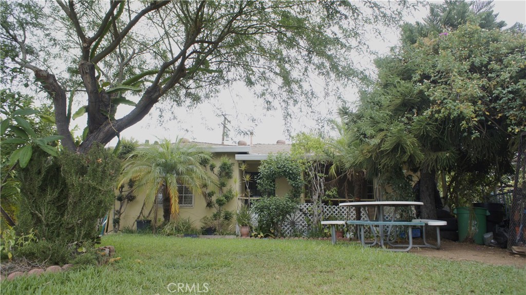 11734 Telechron Property Photo 1