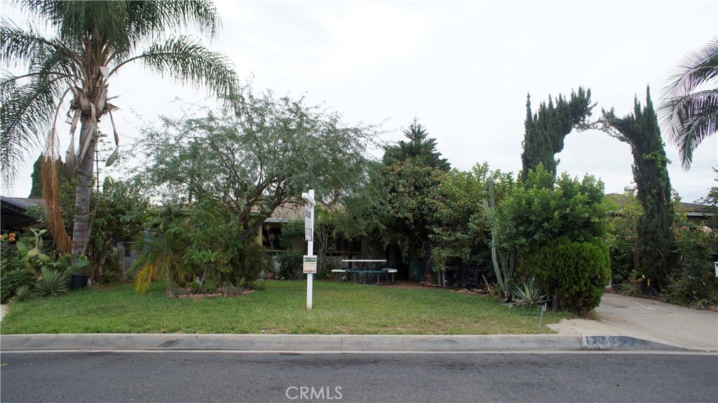 11734 Telechron Property Photo 2