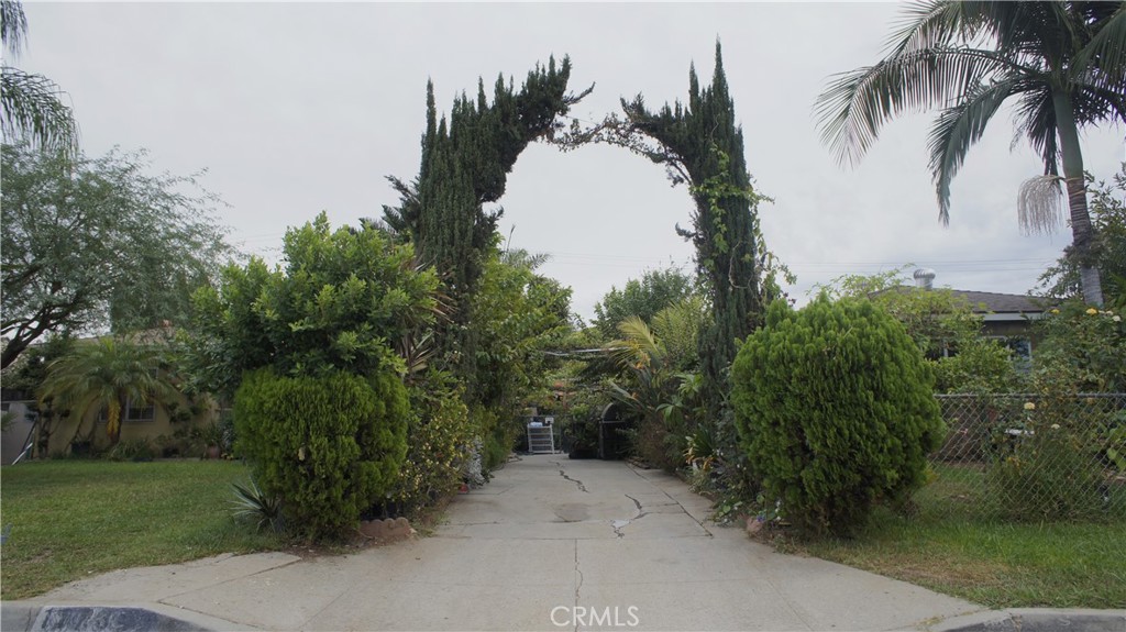 11734 Telechron Property Photo 3