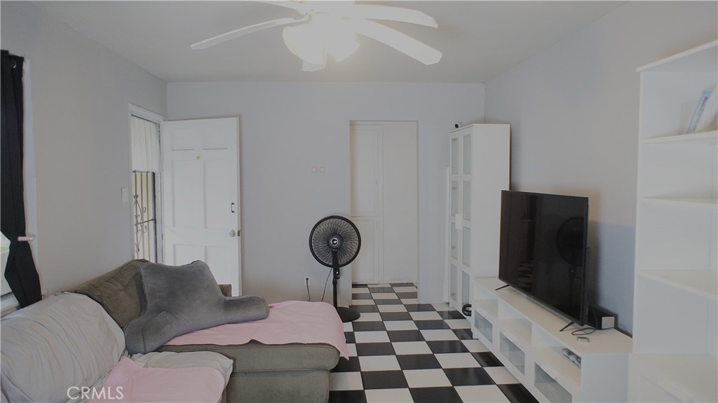 11734 Telechron Property Photo 7