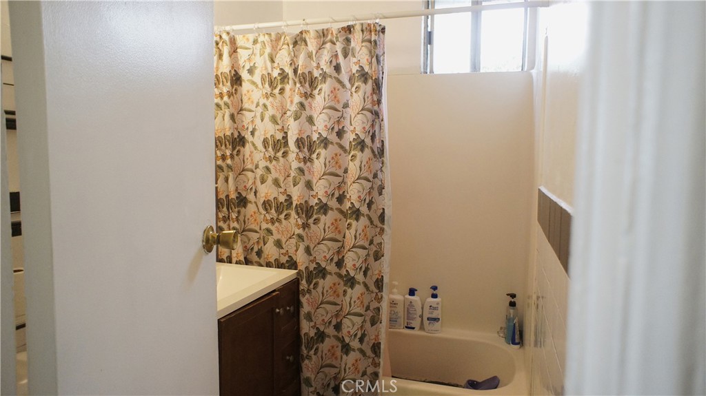 11734 Telechron Property Photo 14