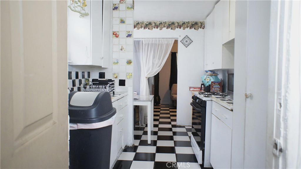 11734 Telechron Property Photo 16